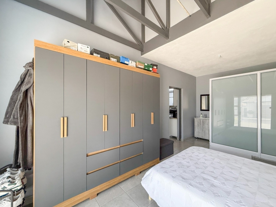 7 Bedroom Property for Sale in Melodie North West